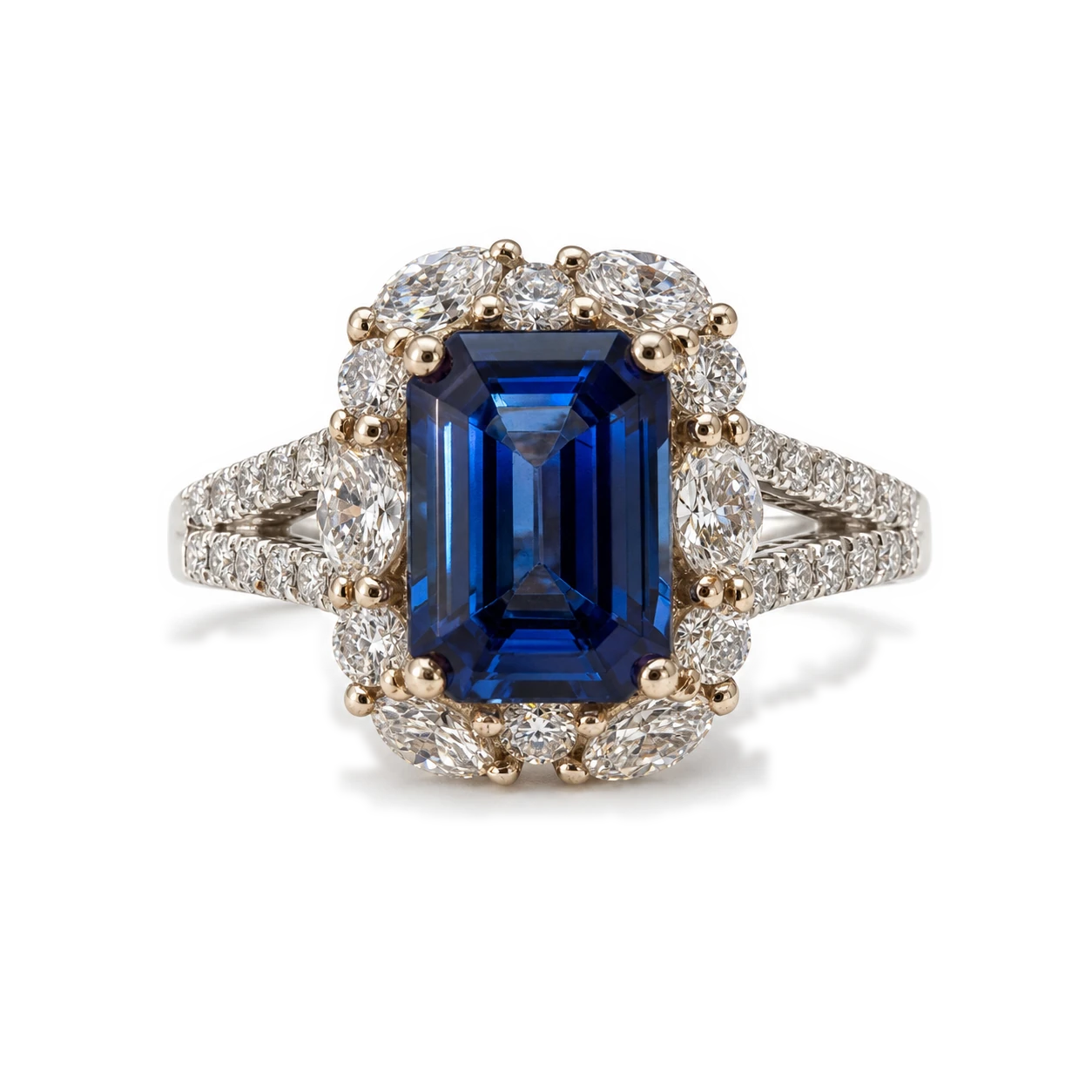 Anillo de zafiro azul y brillantes