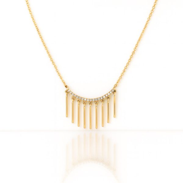 Colgante de oro con diamantes